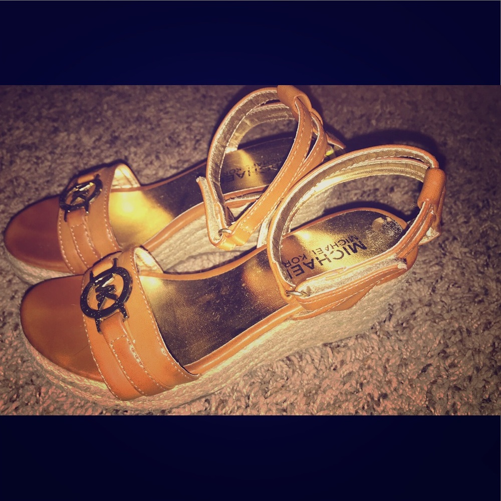 Michael Kors Size 13 girls wedges